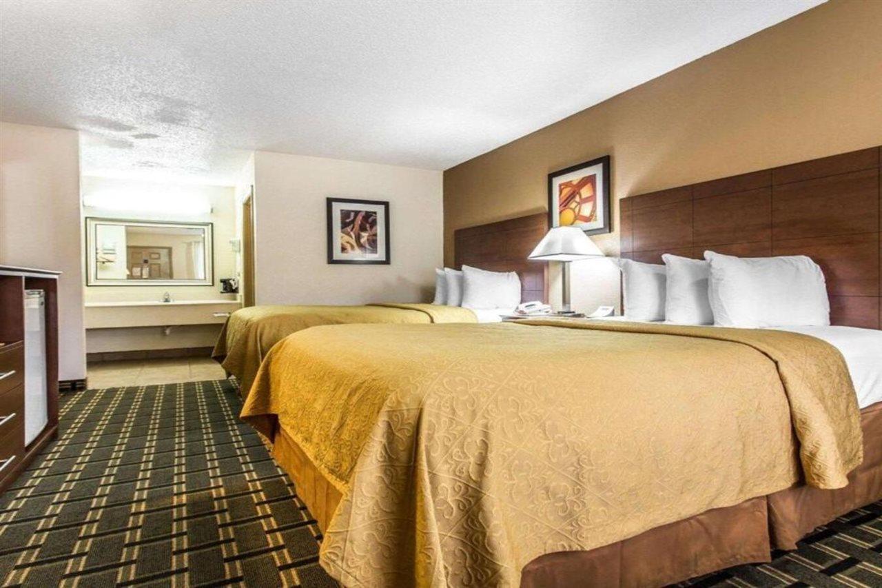 Quality Inn & Suites Morrow Atlanta South Bagian luar foto