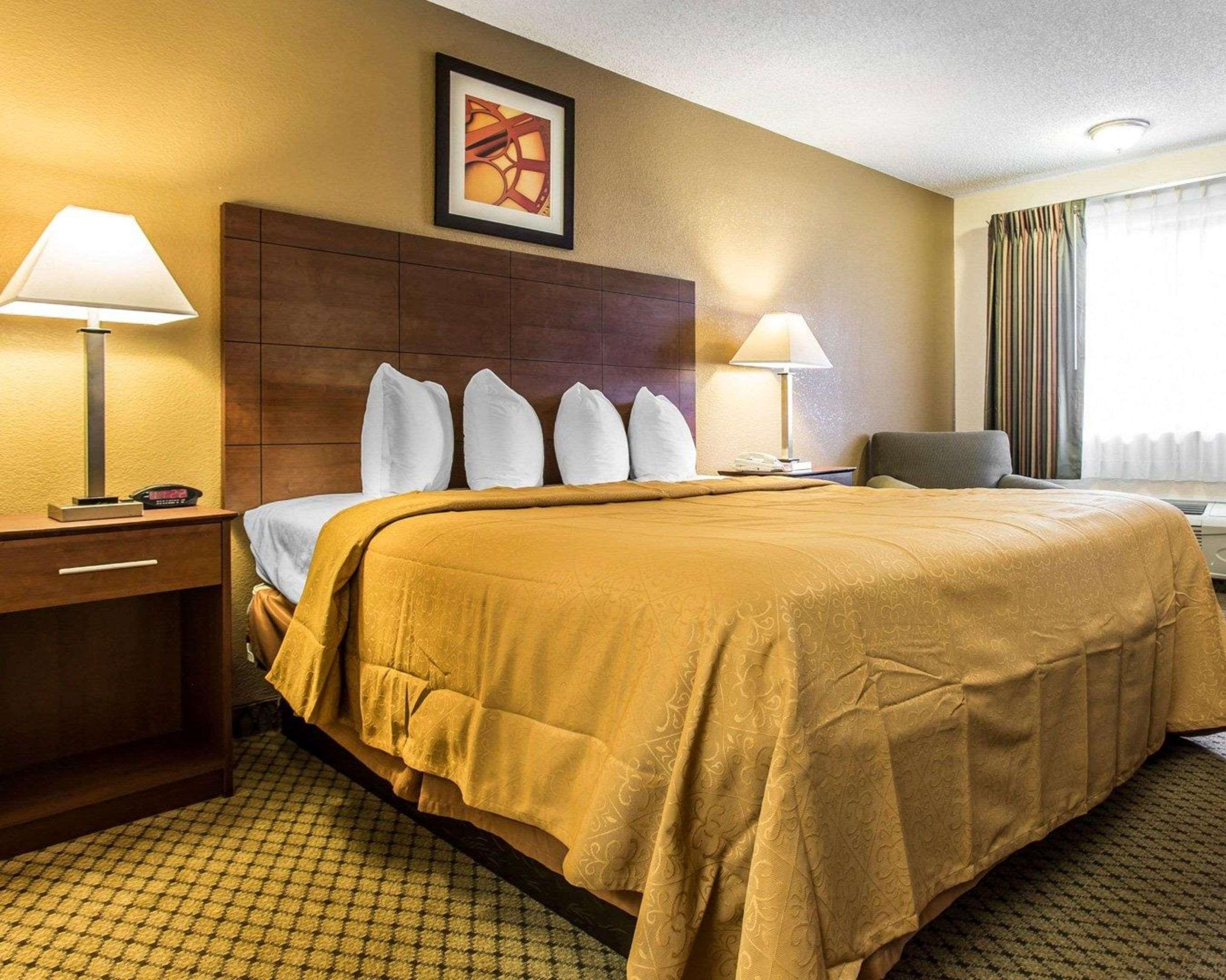 Quality Inn & Suites Morrow Atlanta South Bagian luar foto