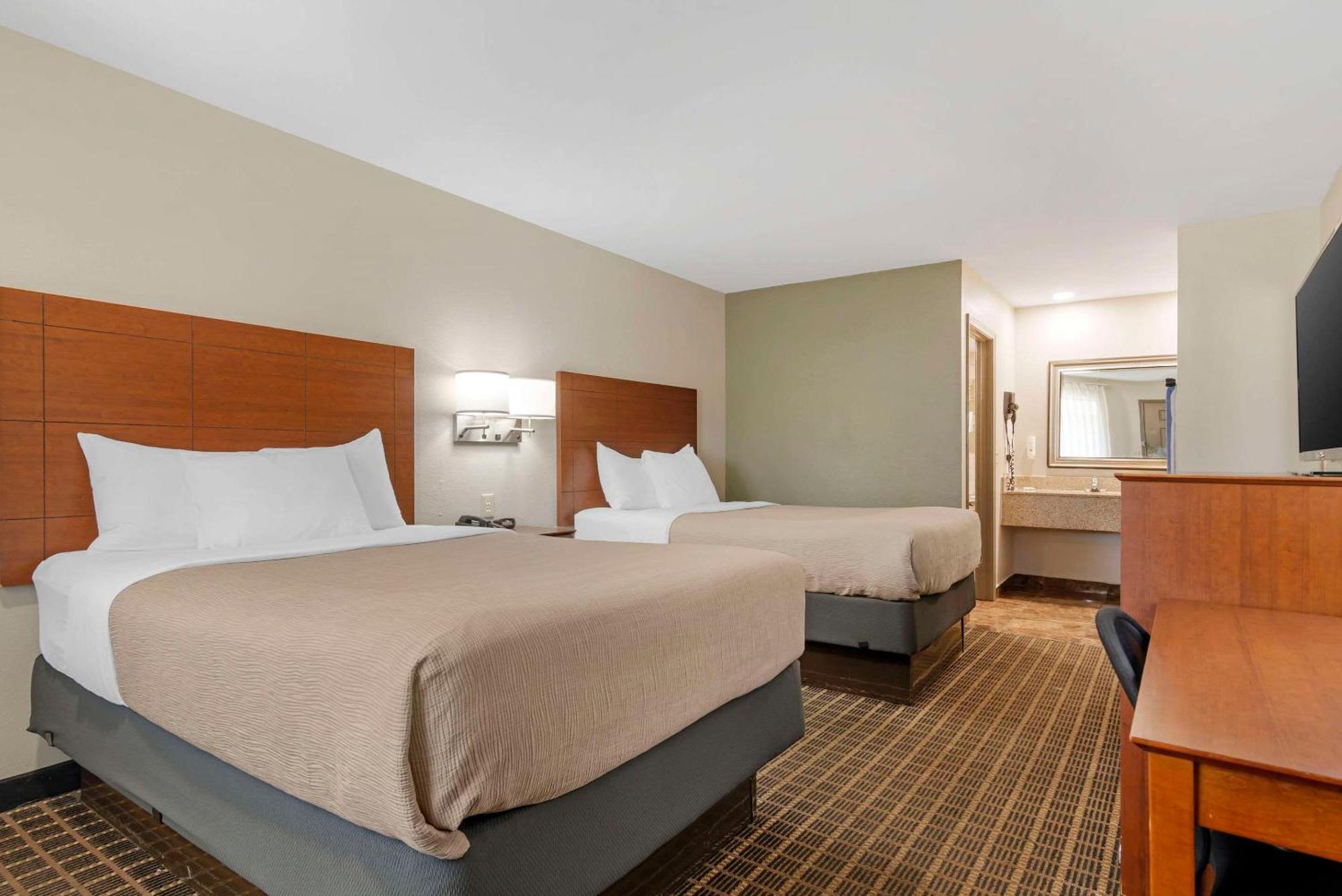 Quality Inn & Suites Morrow Atlanta South Bagian luar foto