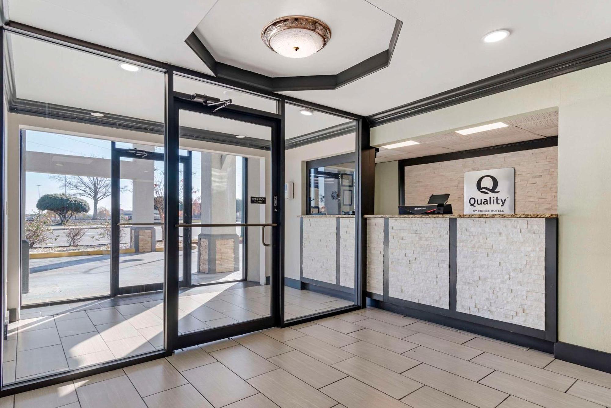 Quality Inn & Suites Morrow Atlanta South Bagian luar foto