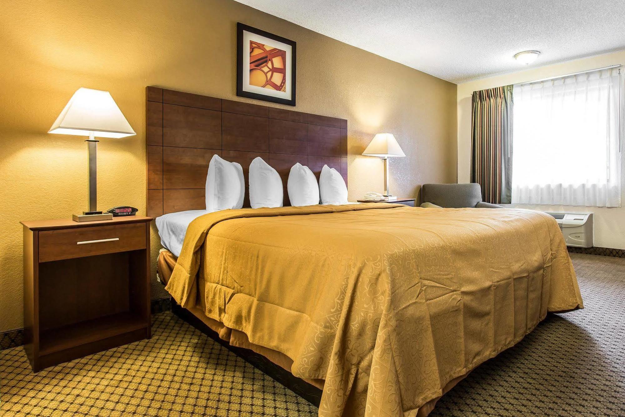 Quality Inn & Suites Morrow Atlanta South Bagian luar foto